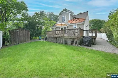 700 Evans Street, Paramus, NJ 07652 - Photo 2