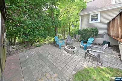700 Evans Street, Paramus, NJ 07652 - Photo 22