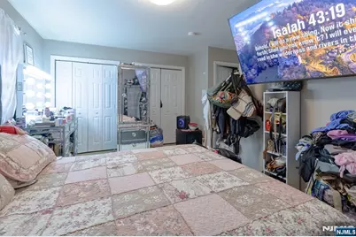 242 Graham Avenue, Paterson, NJ 07501 - Photo 42