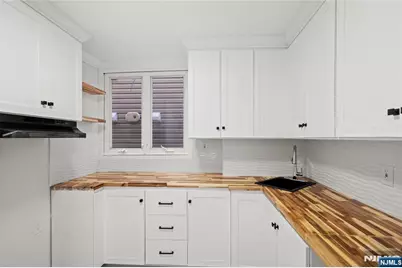 173-175 Lembeck Avenue, Jersey City, NJ 07305 - Photo 8