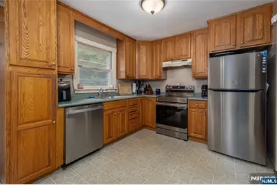 103 Alturas, Vernon, NJ 07422 - Photo 6