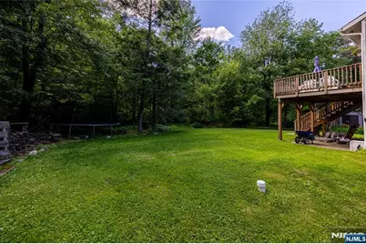 103 Alturas, Vernon, NJ 07422 - Photo 16