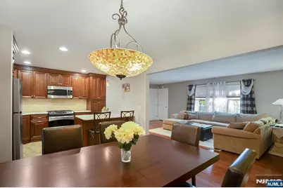 124 Falls Bridge Drive 629 #629, Totowa, NJ 07512 - Photo 6
