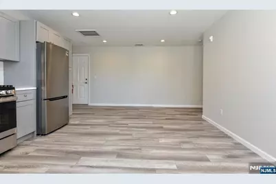 7 Bergen Street 203 #203, Westwood, NJ 07675 - Photo 14