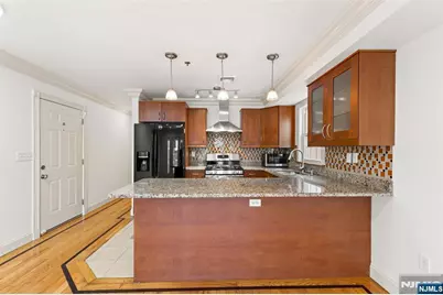 317 11th Street 2 #2, Union City, NJ 07087 - Photo 8