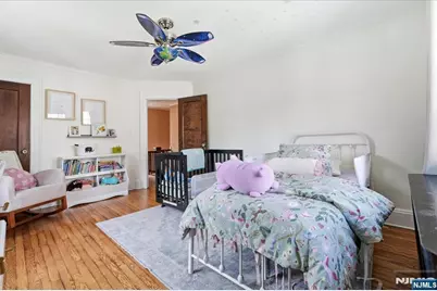 187 Kings Court, Teaneck Township, NJ 07666 - Photo 6