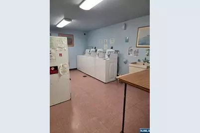 550 Central Avenue 30 #30, Harrison, NJ 07029 - Photo 18
