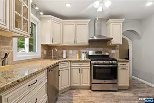 185 Bergenline Ave, Westwood, NJ 07675 - Photo 8