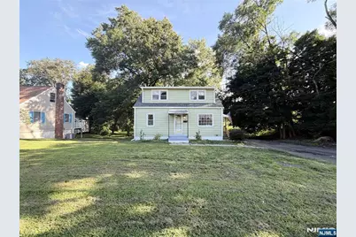 128 Catherine Avenue, Mahwah, NJ 07430 - Photo 1