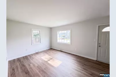 128 Catherine Avenue, Mahwah, NJ 07430 - Photo 4