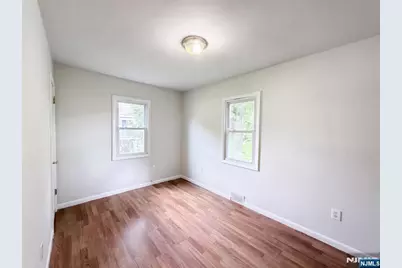 128 Catherine Avenue, Mahwah, NJ 07430 - Photo 10