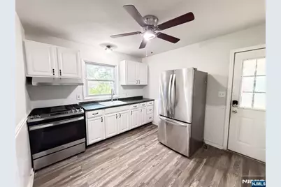 128 Catherine Avenue, Mahwah, NJ 07430 - Photo 2