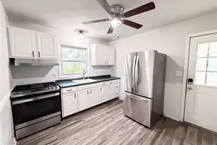 128 Catherine Ave, Mahwah, NJ 07430 - Photo 2