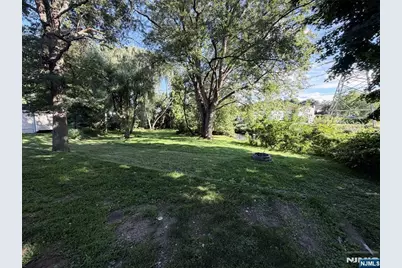 128 Catherine Avenue, Mahwah, NJ 07430 - Photo 24
