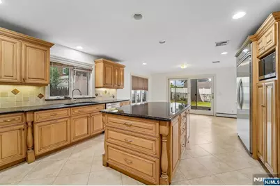 14 Leighton Street, Englewood Cliffs, NJ 07632 - Photo 12