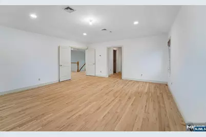 14 Leighton Street, Englewood Cliffs, NJ 07632 - Photo 24