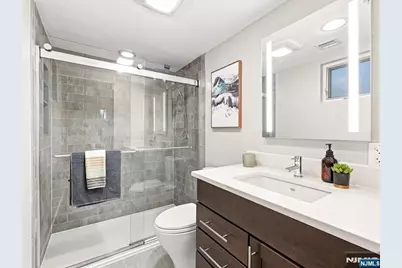4801 Palisade Avenue 4B #4B, Union City, NJ 07087 - Photo 12