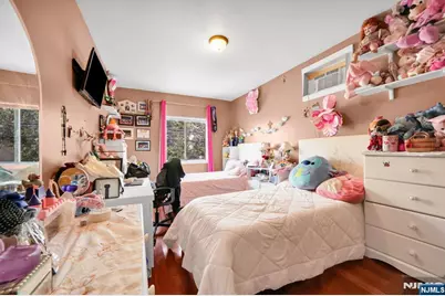 83 Pacific Street, Newark, NJ 07105 - Photo 22