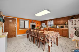 83 Pacific St, Newark, NJ 07105 - Photo 16