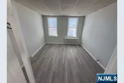 6204-06206 Jefferson Street 2 #2, West New York, NJ 07093 - Photo 4