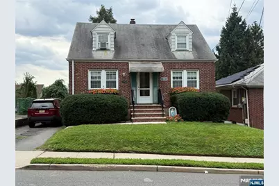 72 Fairview Avenue, Bogota, NJ 07603 - Photo 2