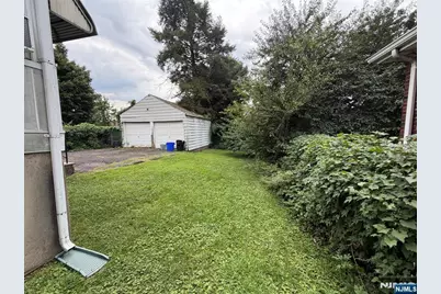 72 Fairview Avenue, Bogota, NJ 07603 - Photo 24