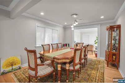 318 Briarcliff Lane, Paramus, NJ 07652 - Photo 4