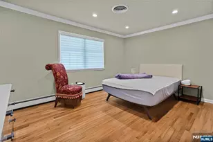 318 Briarcliff Ln, Paramus, NJ 07652 - Photo 10