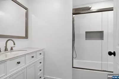 93 27th Street, Bayonne, NJ 07002 - Photo 24
