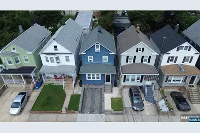 93 27th Street, Bayonne, NJ 07002 - Photo 2