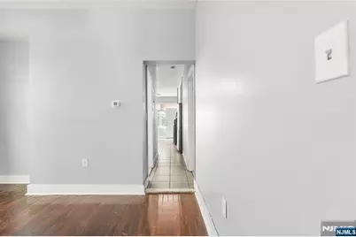 564 Sanford Avenue 1 #1, Newark, NJ 07106 - Photo 4