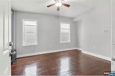 564 Sanford Avenue 1 #1, Newark, NJ 07106 - Photo 2