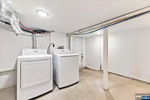 363 Forrest St, Jersey City, NJ 07304 - Photo 28