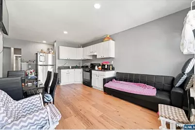 363 Forrest Street, Jersey City, NJ 07304 - Photo 18