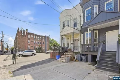 363 Forrest Street, Jersey City, NJ 07304 - Photo 32