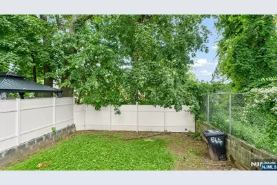 564 Sanford Avenue 2 #2, Newark, NJ 07106 - Photo 12