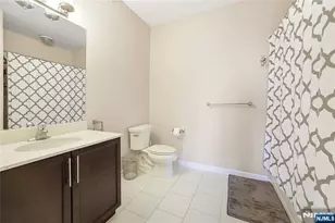 4422 Riverview Ave 422, Englewood, NJ 07631 - Photo 20