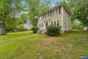 46 Schraalenburgh Rd, Haworth, NJ 07641 - Photo 4