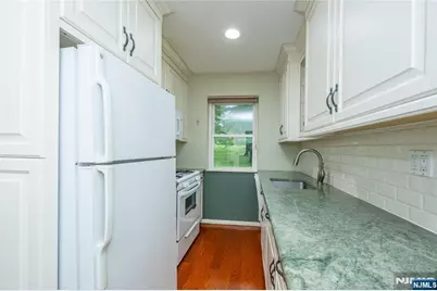 68 Regency Park, Ramsey, NJ 07446 - Photo 4