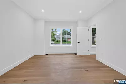85 Oliver Road, Paramus, NJ 07652 - Photo 14
