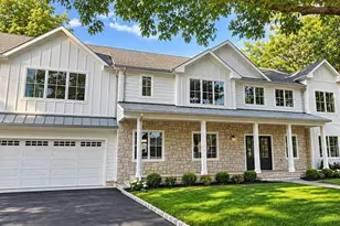 85 Oliver Rd, Paramus, NJ 07652 - Photo 1