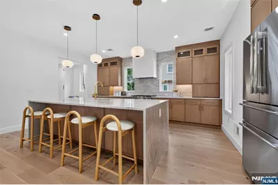 85 Oliver Road, Paramus, NJ 07652 - Photo 8