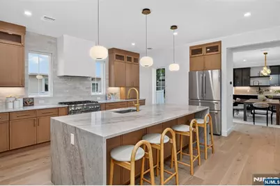 85 Oliver Road, Paramus, NJ 07652 - Photo 6