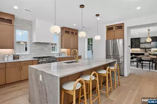 85 Oliver Rd, Paramus, NJ 07652 - Photo 6