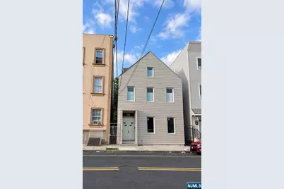 418 Walnut Street, Newark, NJ 07105 - Photo 1