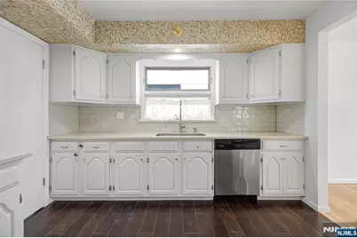 24 Ruby Avenue 1st Floor #1st Floor, Palisades Park, NJ 07650 - Photo 10