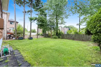 24 Ruby Avenue 1st Floor #1st Floor, Palisades Park, NJ 07650 - Photo 18
