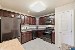 347 Winthrop Dr 3114, Nutley, NJ 07110 - Photo 12