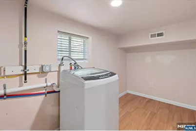 322 Kaplan Avenue, Hackensack, NJ 07601 - Photo 14