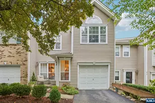 438 Santiago Ct, Mahwah, NJ 07430 - Photo 1